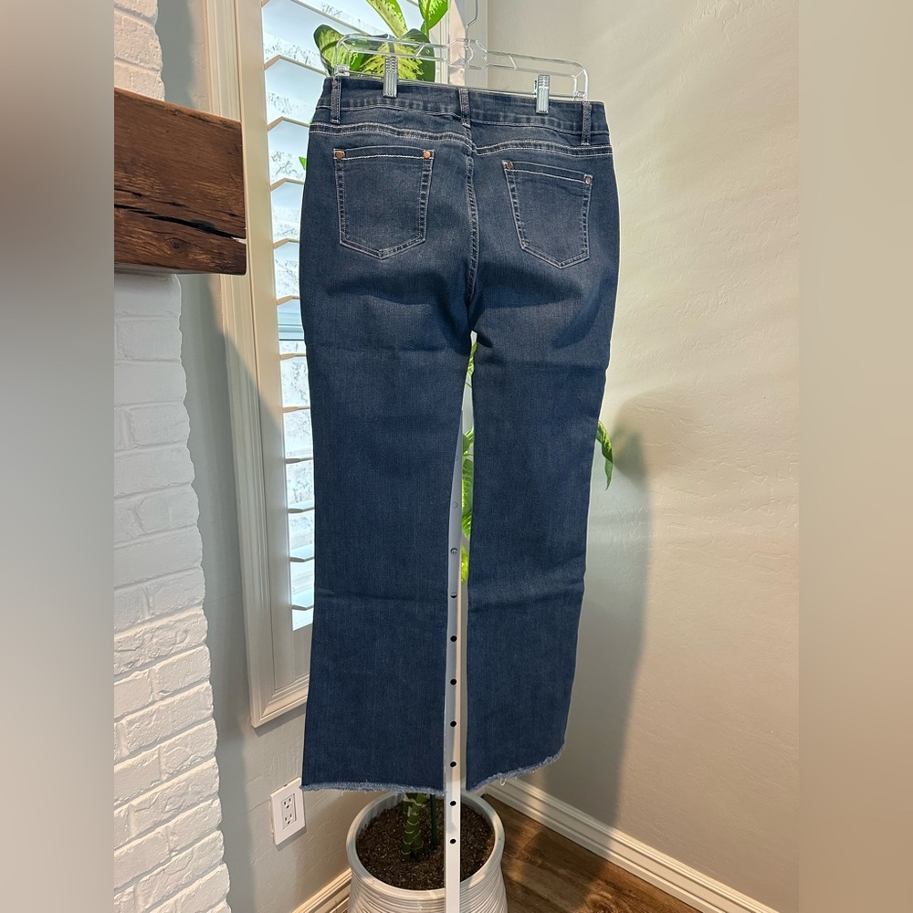 NEW ! Women’s Blue Boot Cut Jeans with Side Button Detail-Large 30-35”W/31.75” L - Picture 6 of 11